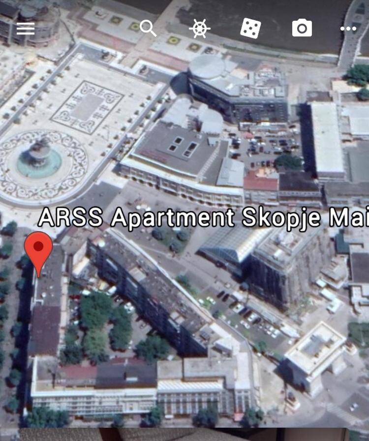 Arss Apartment Skopje Main Square Bagian luar foto